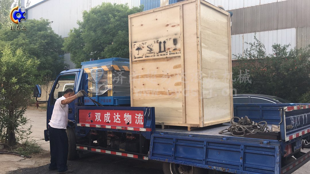 垂直無(wú)障礙升降平臺(tái)