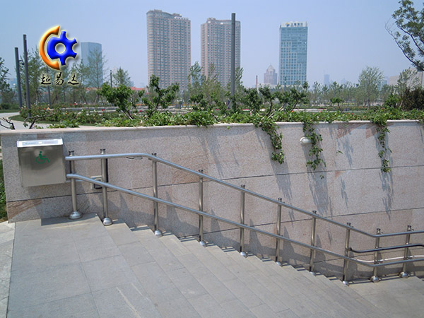 title=二維彎無障礙斜掛升降平臺(tái) title=二維彎無障礙斜掛升降平臺(tái)