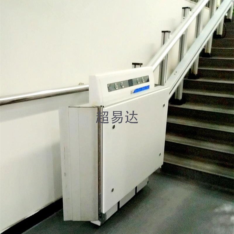 無障礙升降機(jī)