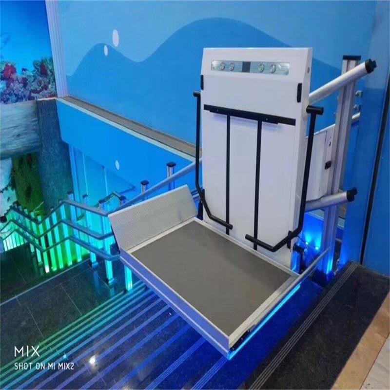 無障礙升降機(jī)